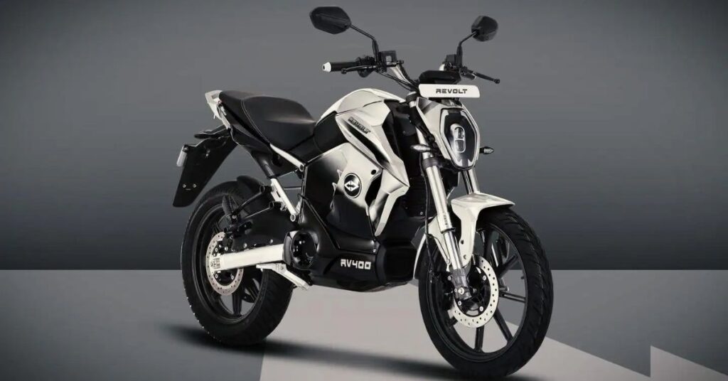 Revolt RV400