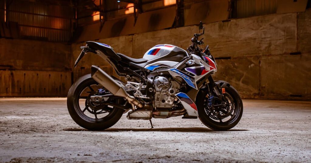 BMW M 1000 R