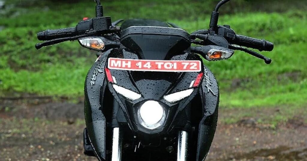 Bajaj Pulsar N160