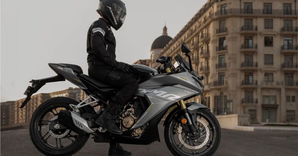 Hero Karizma XMR 210
